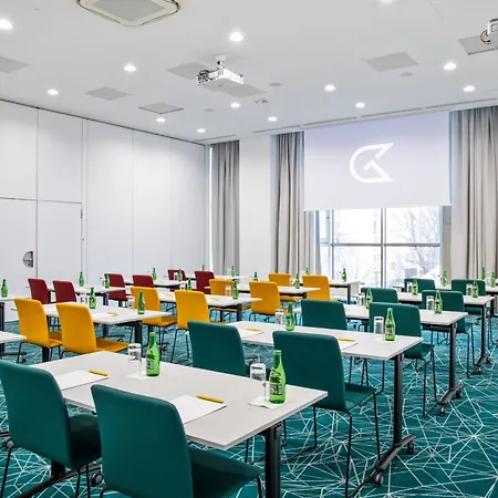 호텔 Golden Tulip Centrum 4*
