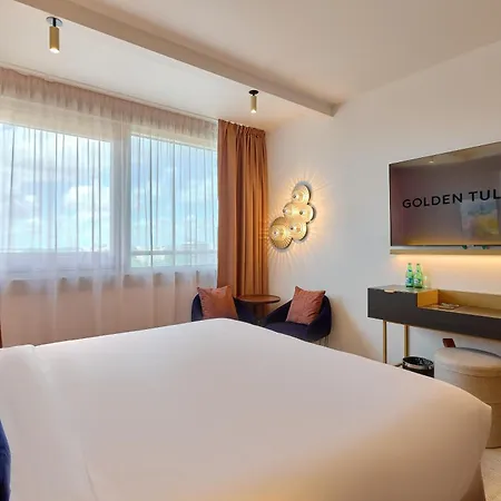 Golden Tulip Centrum Hotel