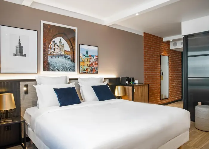 Golden Tulip Centrum 4*