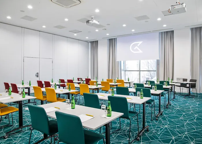 Hotel Golden Tulip Centrum 4*