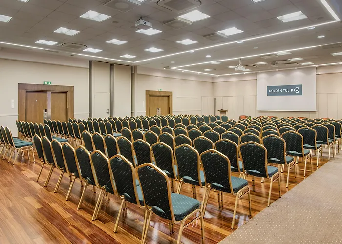 Hotel Golden Tulip Centrum 4*