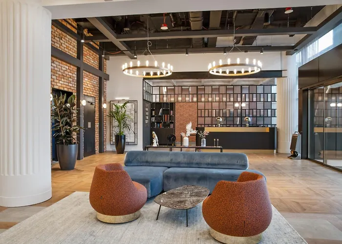 Hotel Golden Tulip Centrum 4*