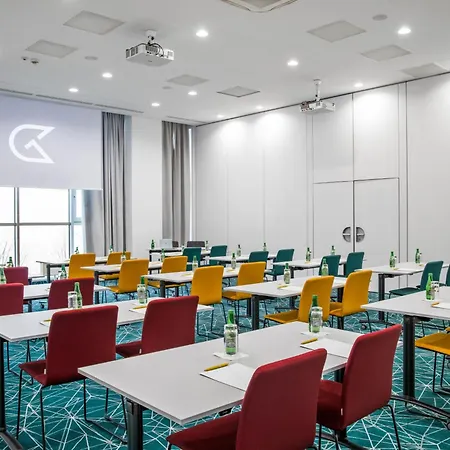 Golden Tulip Centrum 4*