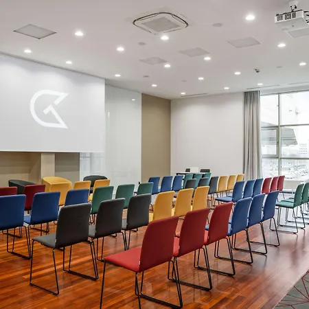 Hotel Golden Tulip Centrum 4*