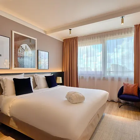 Golden Tulip Centrum Hotel 4*