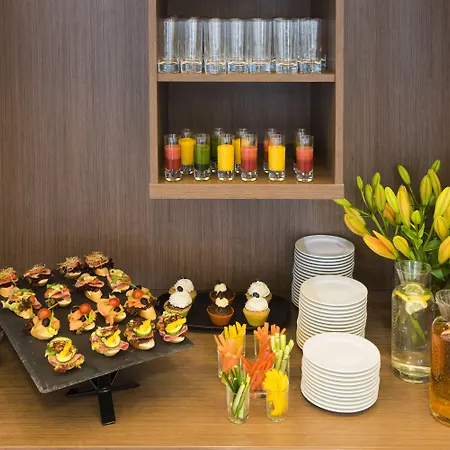 Golden Tulip Centrum Hotel