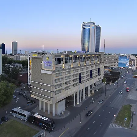 Golden Tulip Centrum 4* Varsóvia