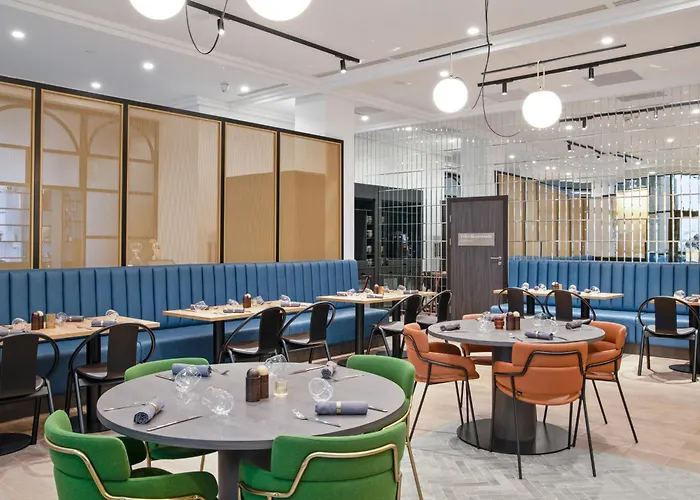 Golden Tulip Centrum ホテル