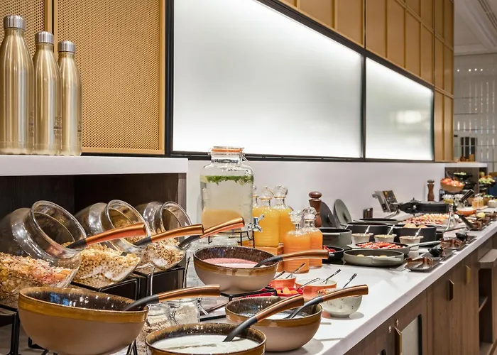 Golden Tulip Centrum Hotel 4*