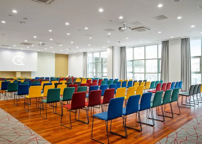 Golden Tulip Centrum ホテル