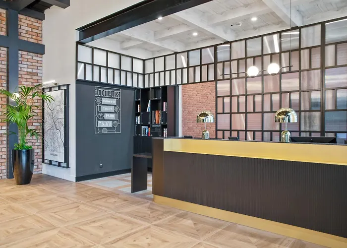 Golden Tulip Centrum ホテル