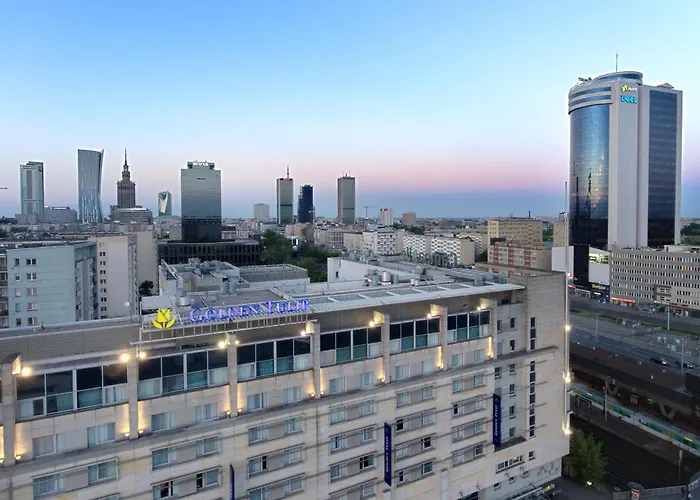 酒店 Golden Tulip Centrum 华沙