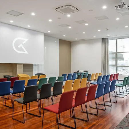 Hotel Golden Tulip Centrum 4*