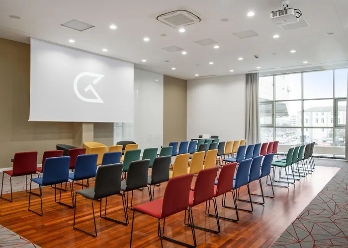 Hotel Golden Tulip Centrum 4*